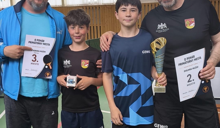 4. fotografia fotogalérie Stolný tenis / Turnaj mužov o Pohár primátora mesta Tornaľa - foto