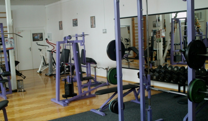 6. fotografia fotogalérie Fitness / Fotky - vybavenie fitnescentra - foto