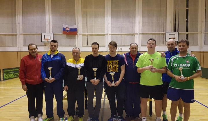 3. fotografia fotogalérie Stolný tenis /  4. ročník turnaja „O Pohár starostu obce Kalinovo“. - foto