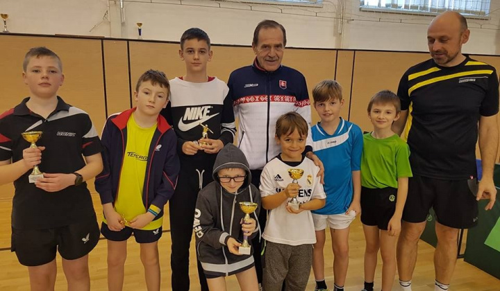 10. fotografia fotogalérie Stolný tenis / 5.ročník stolnotenisového turnaja  - foto