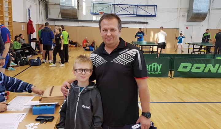 12. fotografia fotogalérie Stolný tenis / 5.ročník stolnotenisového turnaja  - foto