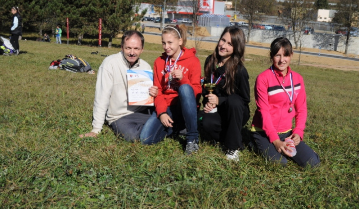 1. fotografia fotogalérie Cezpoľný beh / Majstrovstvá kraja 2011 - foto