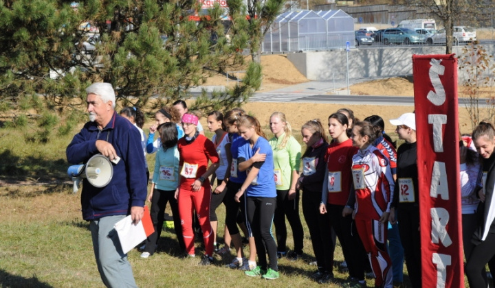 4. fotografia fotogalérie Cezpoľný beh / Majstrovstvá kraja 2011 - foto