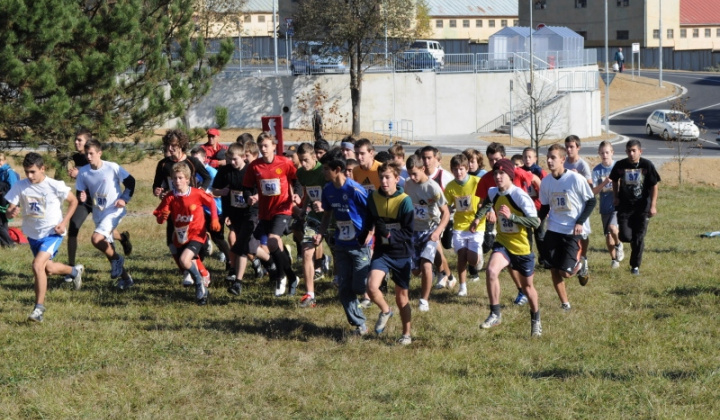 11. fotografia fotogalérie Cezpoľný beh / Majstrovstvá kraja 2011 - foto
