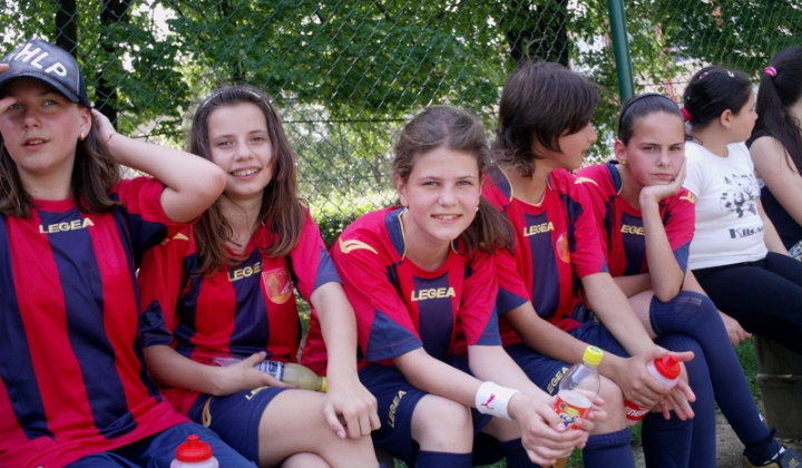 2. fotografia fotogalérie Futbal ŠŠ / Majstrovstvá regiónu 2012 - žiačky - foto