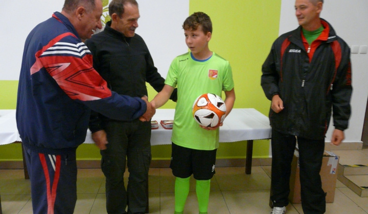 1. fotografia fotogalérie Futbal ŠŠ / Futbalový turnaj starších žiakov  - foto