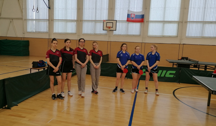 3. fotografia fotogalérie Stolný tenis ŠŠ / Ukončenie sezóny STK Kalinovo 1. ligy žien, skupina východ. - foto