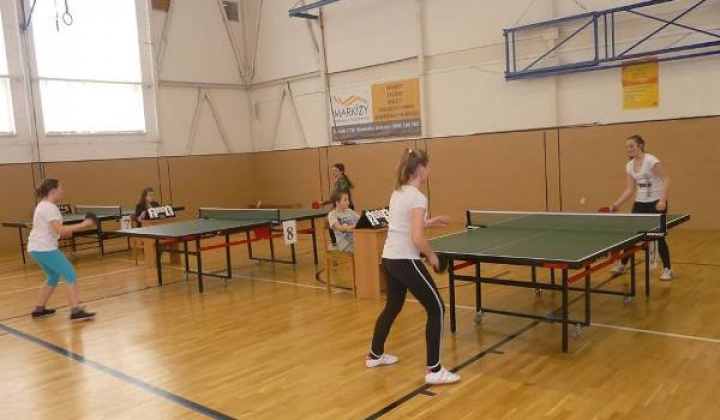 1. fotografia fotogalérie Stolný tenis ŠŠ / Majstrovstvá žiačok v stolnotenisovom turnaji (dievčatá). - foto