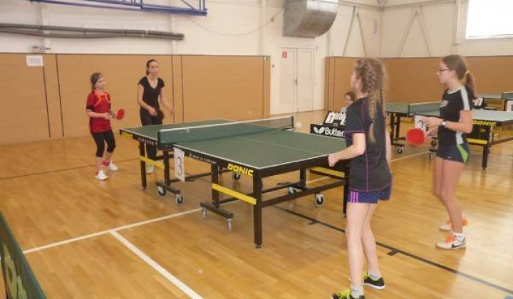 3. fotografia fotogalérie Stolný tenis ŠŠ / Majstrovstvá žiačok v stolnotenisovom turnaji (dievčatá). - foto