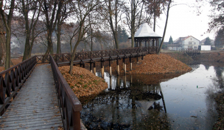 3. fotografia fotogalérie Revitalizácia parku - november 2011