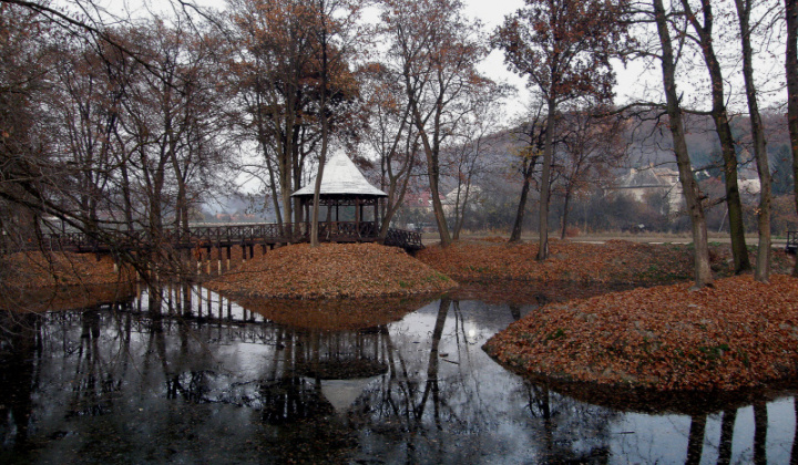 5. fotografia fotogalérie Revitalizácia parku - november 2011