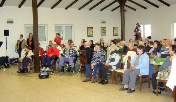 5. fotografia fotogalérie Mesiac úctu k starším 2013