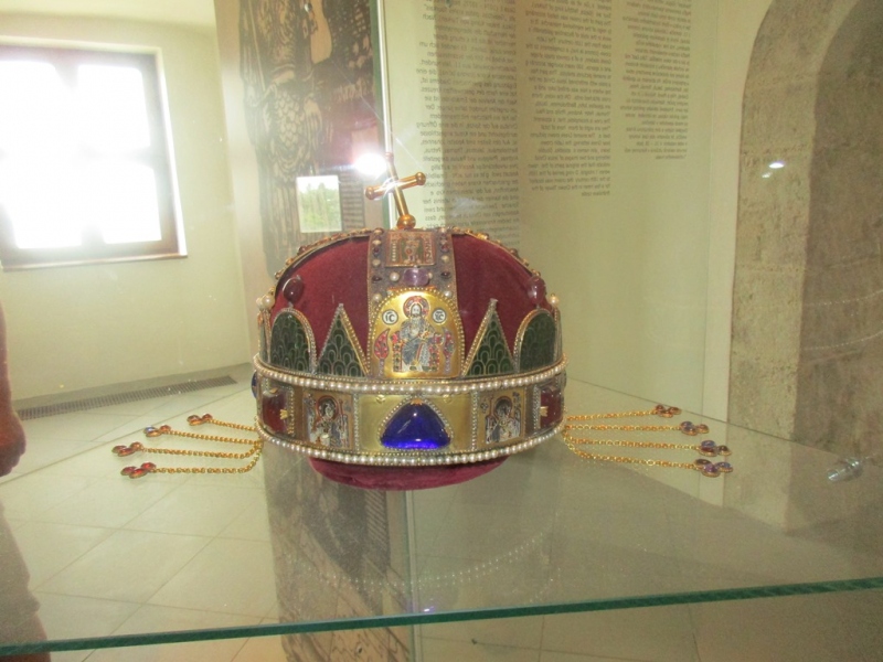 Slovensko naše krásne si.