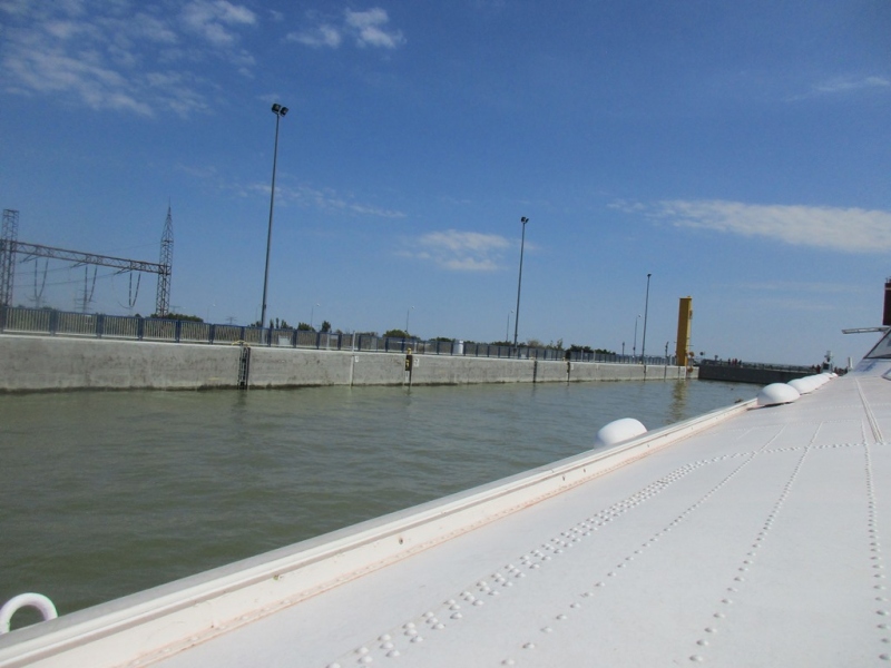 Slovensko naše krásne si.