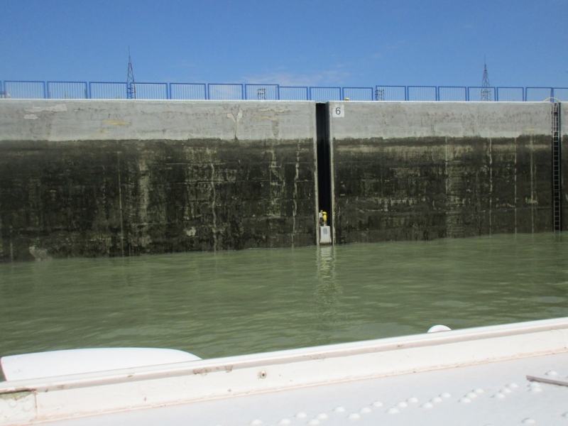 Slovensko naše krásne si.