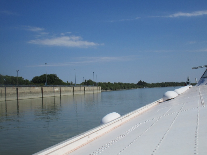 Slovensko naše krásne si.