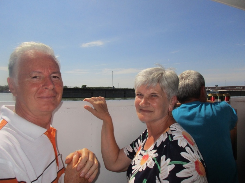 Slovensko naše krásne si.