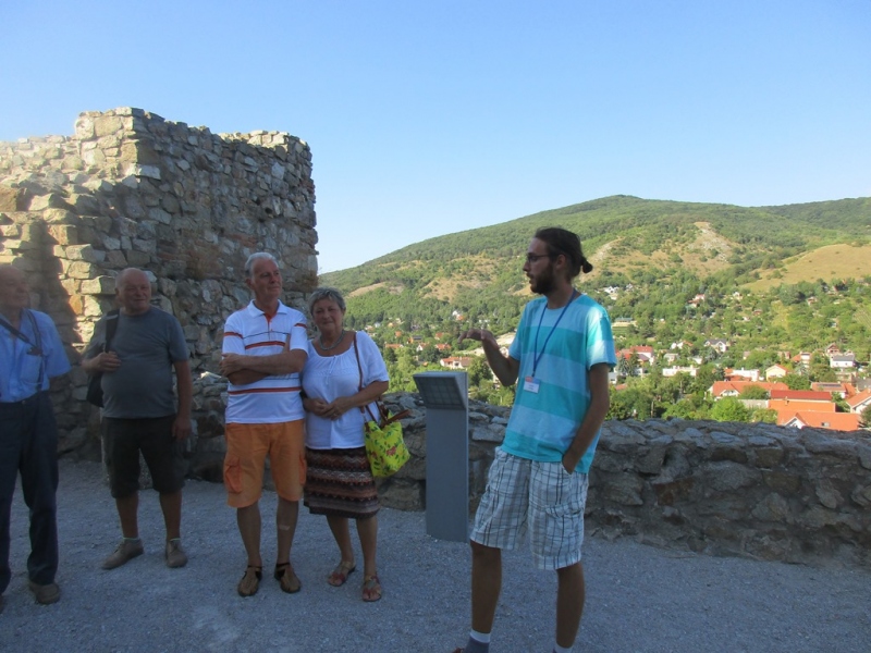 Slovensko naše krásne si.