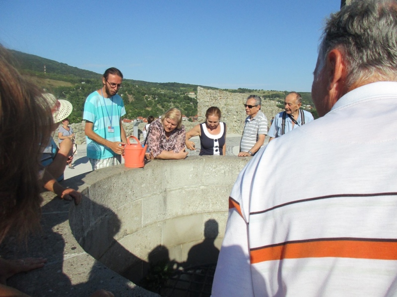 Slovensko naše krásne si.