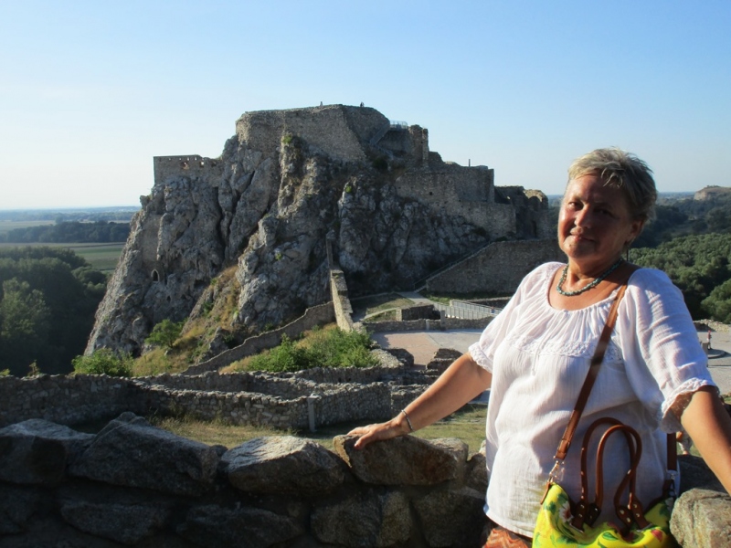 Slovensko naše krásne si.