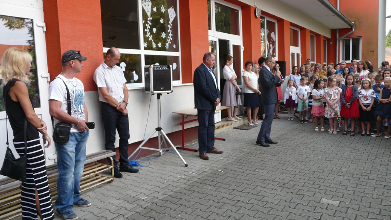 Fotografia fotogalérie ZŠ Kalinovo - slávnostné otvorenie šk.r. 2019/2020