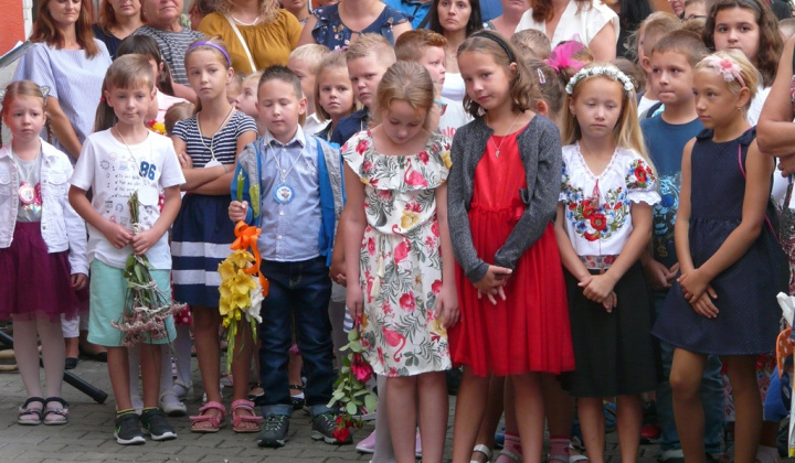 3. fotografia fotogalérie ZŠ Kalinovo - slávnostné otvorenie šk.r. 2019/2020