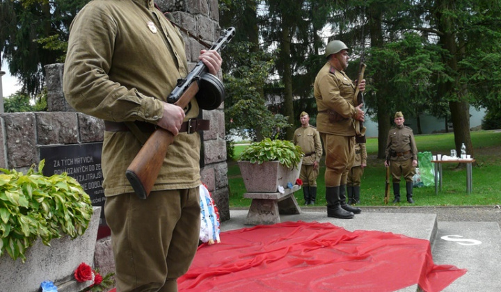 24. fotografia fotogalérie SNP - 75. výročie