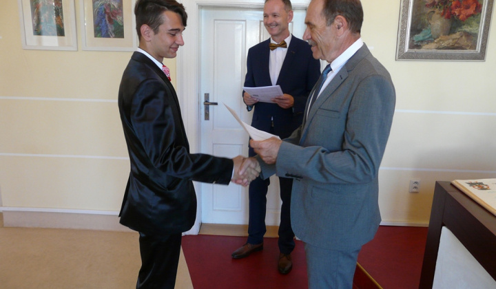 9. fotografia fotogalérie Rozlúčka ZŠ Kalinovo