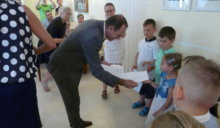 18. fotografia fotogalérie Rozlúčka MŠ Kalinovo