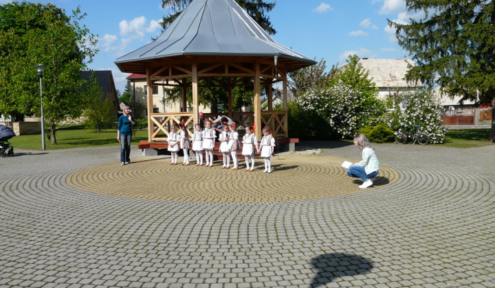 13. fotografia fotogalérie Stavanie mája 2019