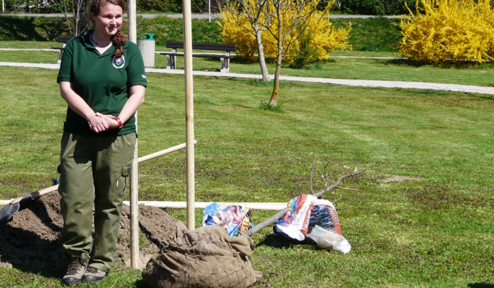 17. fotografia fotogalérie 100. výročie vzniku ochrany prírody - výsadba stromu