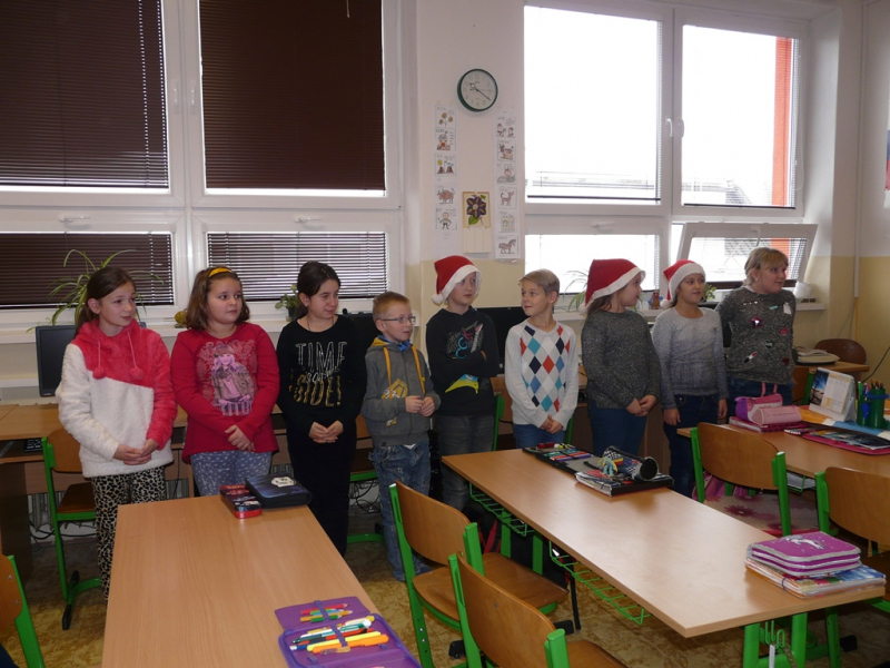 Mikuláš v ZŠ Kalinovo - 6. december 2016.