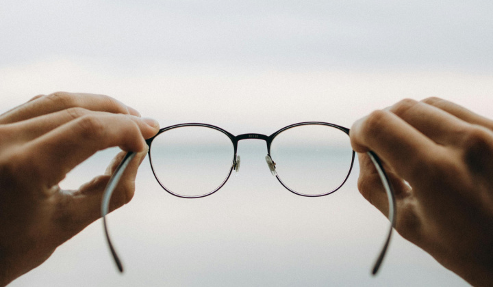 Fotka - OZNAM - meranie zraku